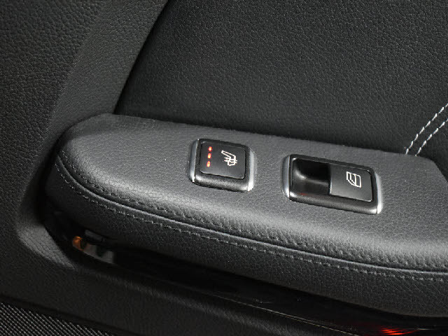 �S�ԓX���ɂēW�����I���z��������Ό��Ԋm�F���\�ł��B���C�y�ɂ��z�����������܂��B���X�^�b�t���ׂ��������������Ē����܂��̂ŗA���Ԃɂ��s����������ł����S�ł��B