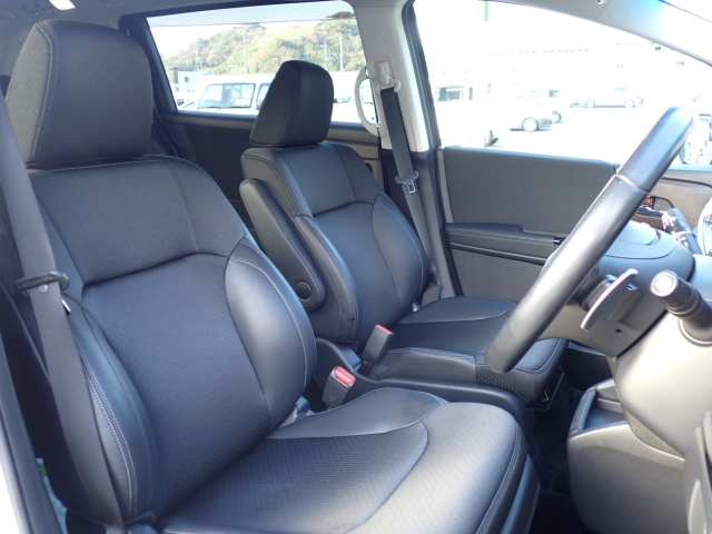 �t�����g�V�[�g�A��ԗǍD�ň��S�ł��B�傫�ȉ�����Ȃ����S�ł�