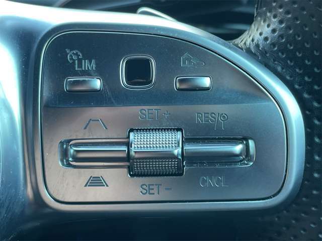 �y���[�_�[�N���[�Y�R���g���[���z�A�N�Z��