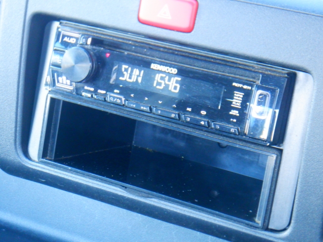 �I�[�f�B�I��AM�EFM���W�I���g���܂��B���K�h���C�u�̋��������ł��I