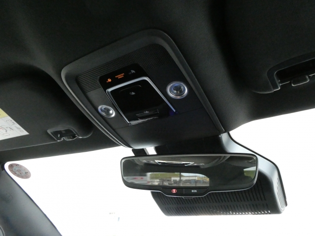 �o�b�N�~���[