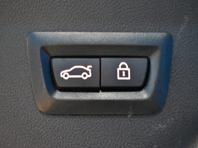 �S�ԓX���ɂēW�����I���z��������Ό��Ԋm�F���\�ł��B���C�y�ɂ��z�����������܂��B���X�^�b�t���ׂ��������������Ē����܂��̂ŗA���Ԃɂ��s����������ł����S�ł��B