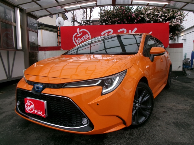 カローラ　ツーリング　ハイブリッド(トヨタ) Ｗ×Ｂ 中古車画像