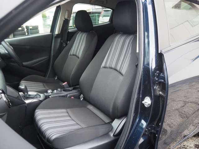 �V�[�g�Ƀ_���[�W��򉻂͏��Ȃ��A�ǍD�ȃR