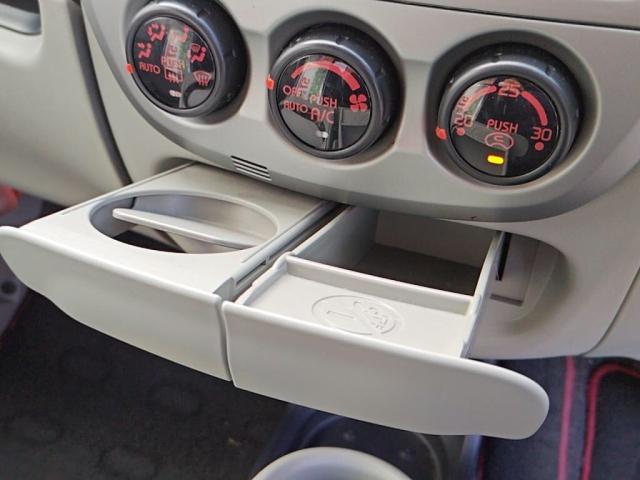 ���Ђ̔���ԗ��̓l�b�g�ォ�炷���폜�����Ă��܂��������Ԃ���P���̎��ԍ��������܂��B�O�̂��ߎ��O�ɂ��d�b�������͓��T�C�g�ŃA�N�Z�X�����Ē�����Ƃ��ԈႦ�̖�������Ă��o���܂��̂ō��킹�Ă�����������