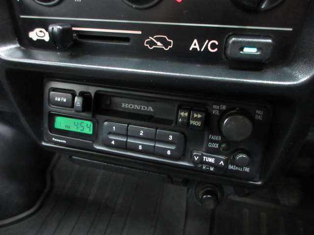 ���q�l�̋C�ɂȂ�|�C���g�̃G�A�R����~�b