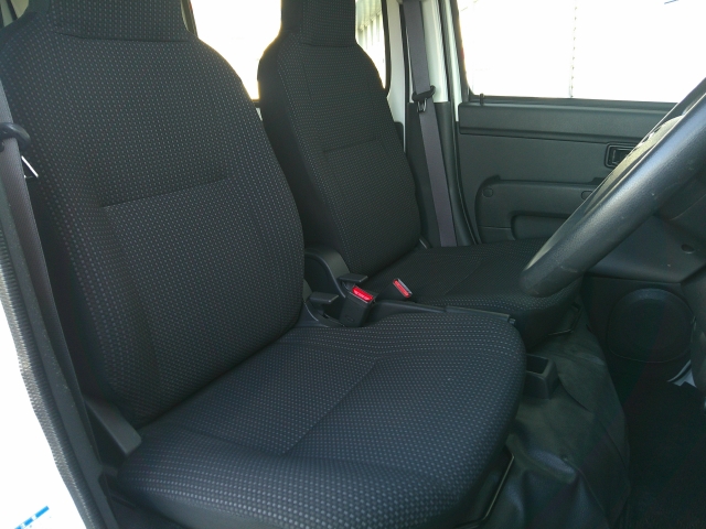 �t�����g�V�[�g����ԗǍD�ł���B�傫�ȉ�����Ȃ��A���S�ł��B����S�n�������ł���B