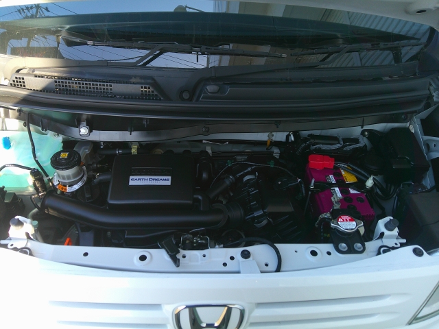 �G���W�����[�����Y��Ɏd�オ���Ă���܂��B�@�c�Ǝ��Ԃ͂P�O���`�P�W���܂ŁA���T���j������x���ƂȂ��Ă���܂��B���₢���킹���X�^�b�t�ꓯ�A���҂����Ă���܂���