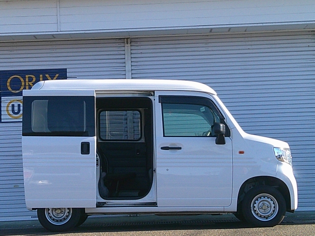 AIS����F���X�ł̓g���^�E�z���_�E�j�b�T���E�}�c�_�E�X�o�����[�J�[�n�̒��ÎԎ��Ɖ�Ђƕ��В�g��Ђ�6�Ђœ��ꂳ�ꂽ�u�]����v�u������v�ɑ���A�����Ɍ����]�������M���̂����鍸��