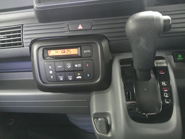 �I�[�g�G�A�R���Ŏ����D�݂̎�����f�����ݒ�o���܂��B���K�Ȏ����ŁA���K�ȉ^�]�����y���݉������I