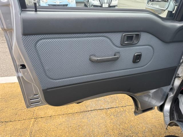 �ԗ��̏ڍׂ��Ԃɕt���܂��Ă̓X�^�b�t�܂ł��C�y�ɂ��₢���킹���������B