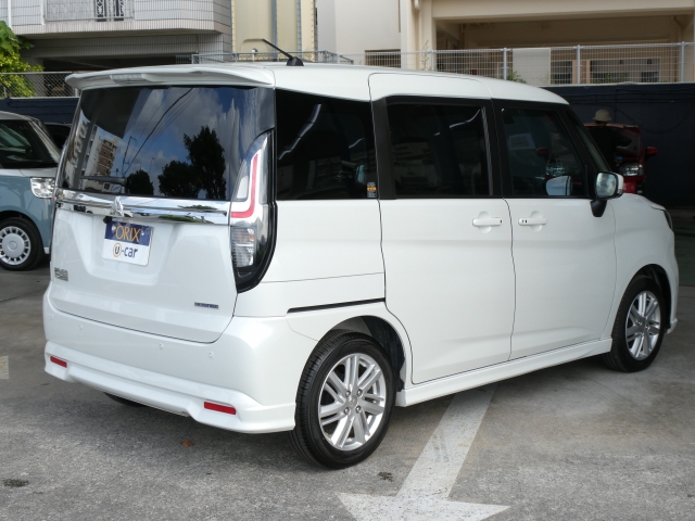 �I�v�V�������t���⃍�[���\�����݂Ȃǂ������Ă���܂��B���C�y�ɂ����k����������