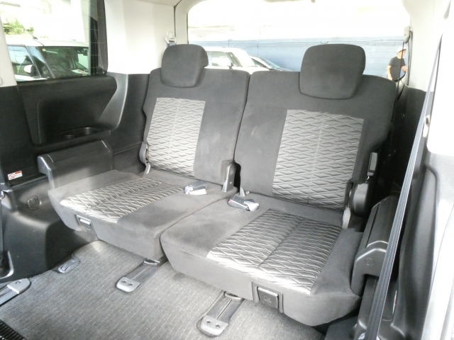 �R��ڃV�[�g�����������鎖���ł��܂���