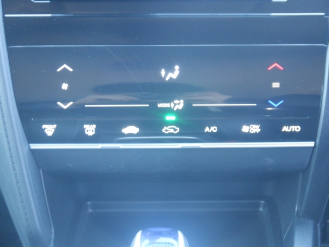 �I�[�g�G�A�R�������B���x�ݒ肪�ł��āA�������K�ł���B