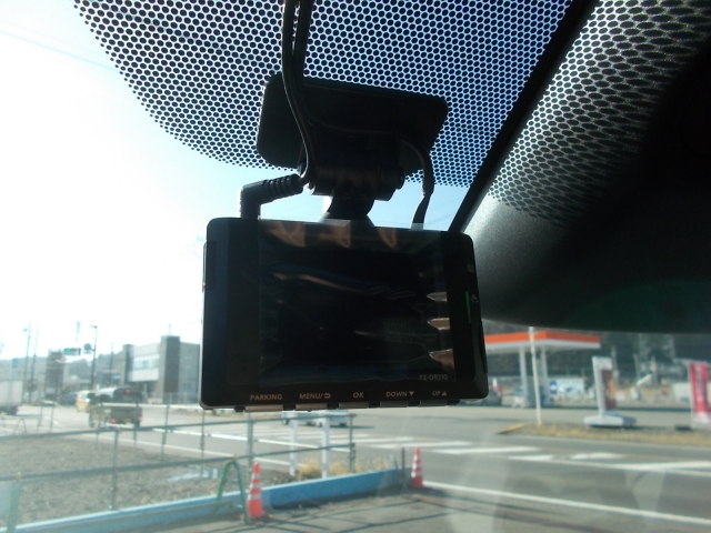 �O��h���C�u���R�[�_�[�@���Ă܂��B