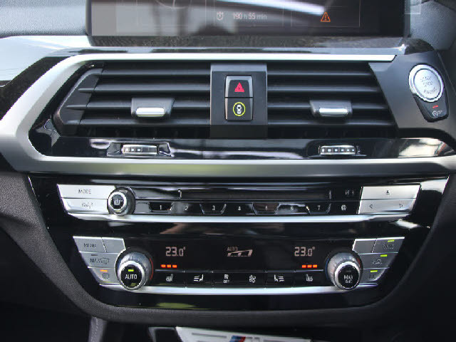 �S�ԓX���ɂēW�����I���z��������Ό��Ԋm�F���\�ł��B���C�y�ɂ��z�����������܂��B���X�^�b�t���ׂ��������������Ē����܂��̂ŗA���Ԃɂ��s����������ł����S�ł��B