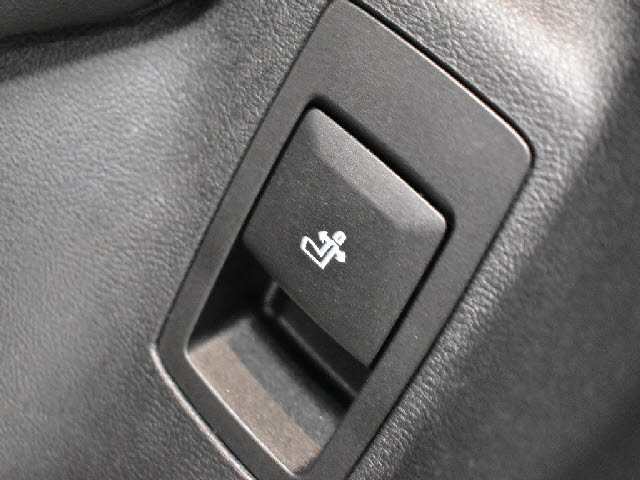 ���X�Ȃ�ł͂̔[�ԑO���������{�I��p�e�X�^�[�������I���o��ɂ��܂��Ă͂��C�y�ɂ��⍇���������B�[�Ԍ�̎Ԍ��E�_���E����E�h���X�A�b�v�Ȃǂ����Ђ��q�l���ʉ��i�ɂĂ��ē������Ē����܂��B������Ԋ����I