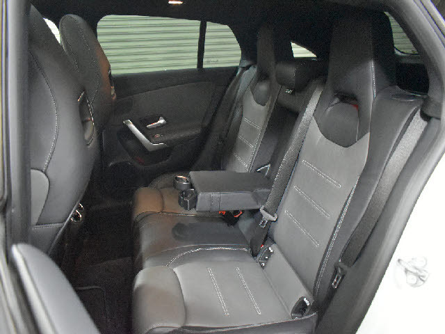 ���X�Ȃ�ł͂̔[�ԑO���������{�I��p�e�X�^�[�������I���o��ɂ��܂��Ă͂��C�y�ɂ��⍇���������B�[�Ԍ�̎Ԍ��E�_���E���E�h���X�A�b�v�Ȃǂ����Ђ��q�l���ʉ��i�ɂĂ��ē������Ē����܂��B������Ԋ����I