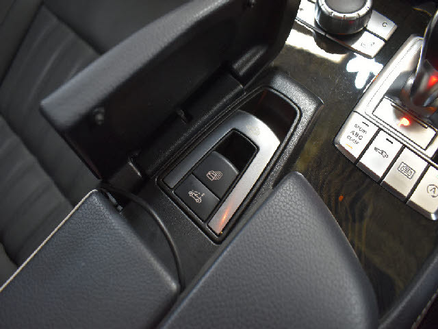 �S�ԓX���ɂēW�����I���z��������Ό��Ԋm�F���\�ł��B���C�y�ɂ��z�����������܂��B���X�^�b�t���ׂ��������������Ē����܂��̂ŗA���Ԃɂ��s����������ł����S�ł��B