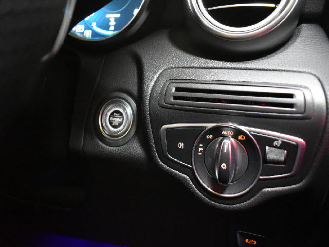 ���X�Ȃ�ł͂̔[�ԑO���������{�I��p�e�X�^�[�������I���o��ɂ��܂��Ă͂��C�y�ɂ��⍇���������B�[�Ԍ�̎Ԍ��E�_���E���E�h���X�A�b�v�Ȃǂ����Ђ��q�l���ʉ��i�ɂĂ��ē������Ē����܂��B������Ԋ����I