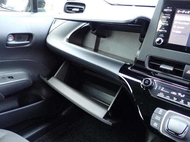 ���[�����Ղ�O���[�u�{�b�N�X�B