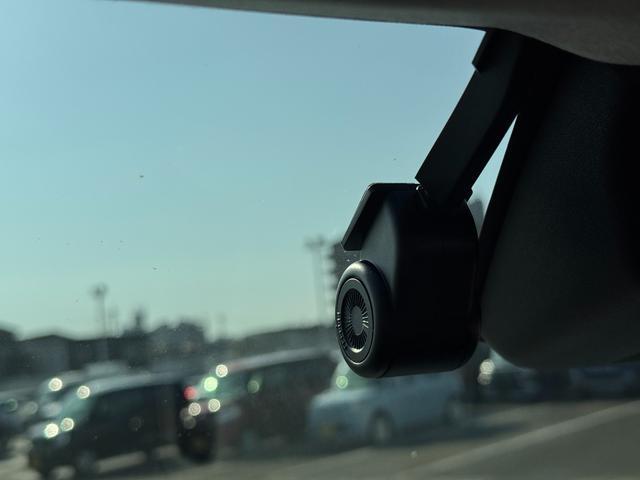 �ԗ��̏ڍׂ��Ԃɕt���܂��Ă̓X�^�b�t�܂ł��C�y�ɂ��₢���킹���������B