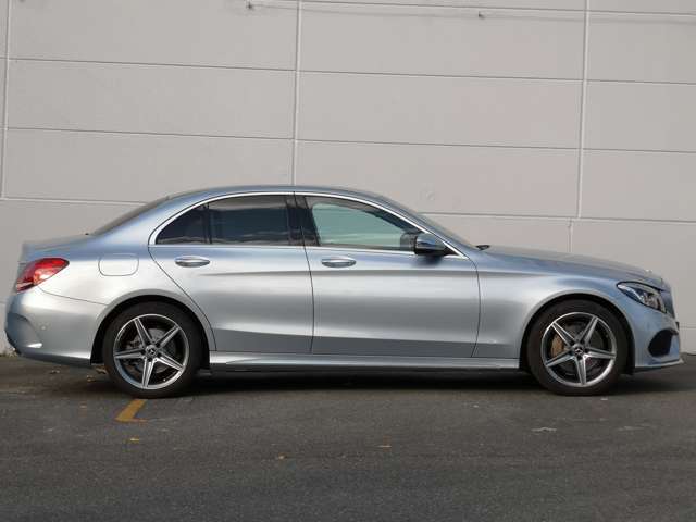 ���X�̍݌Ɏԗ��͐�������ւ��܂��B�X��