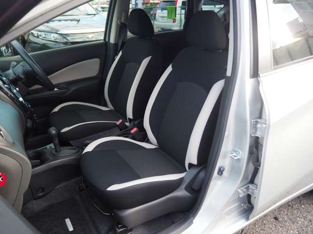 �V�[�g�Ƀ_���[�W��򉻂͏��Ȃ��A�ǍD�ȃR