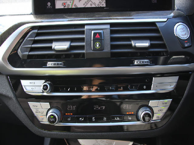 �S�ԓX���ɂēW�����I���z��������Ό��Ԋm�F���\�ł��B���C�y�ɂ��z�����������܂��B���X�^�b�t���ׂ��������������Ē����܂��̂ŗA���Ԃɂ��s����������ł����S�ł��B