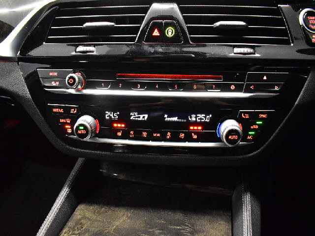 ���Ђł͑S�ԏ[���̖����A�t�^�[�T�[�r�X�t�ł��I�S�Ԗ����Q�N�ۏ؁��N�R��R�N�ԃG���W���I�C�������������|���}�[�����e�i���X�{�H���֓����O�����[�Ԕ�p�����T�[�r�X���B�ڂ����̓z�[���y�[�W���������������B