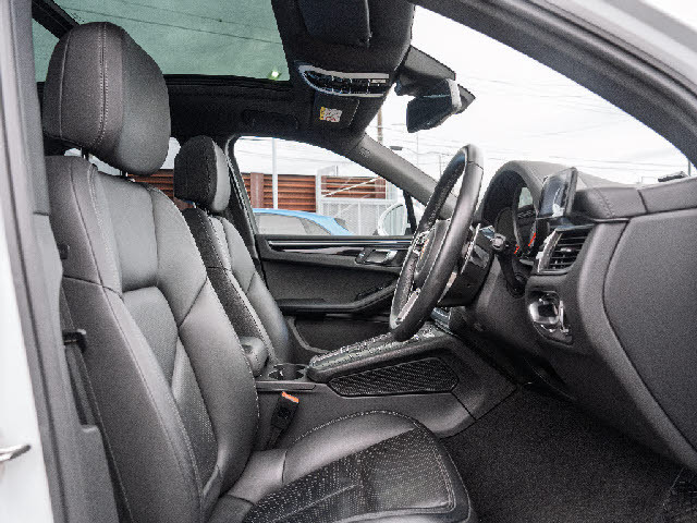 ���[�ԑO�͂�������Ƃ����������s���A�L�^��𔭍s�v���܂��B�S�Ԗ����P�N�ۏ؂����t���v���Ă���܂��I�I���I�C���������S�J�����ɂR�N�ԁA���������T�[�r�X�����{���Ă���܂��I