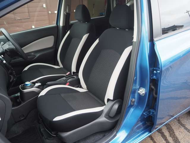 �V�[�g�Ƀ_���[�W��򉻂͏��Ȃ��A�ǍD�ȃR