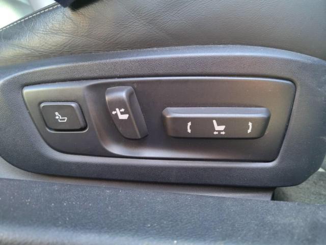 �X�C�b�`��ŊȒP�ɃV�[�g�̔��������\�I�����̃|�W�V�����ɍ��킹��̂��ȒP�ł��I