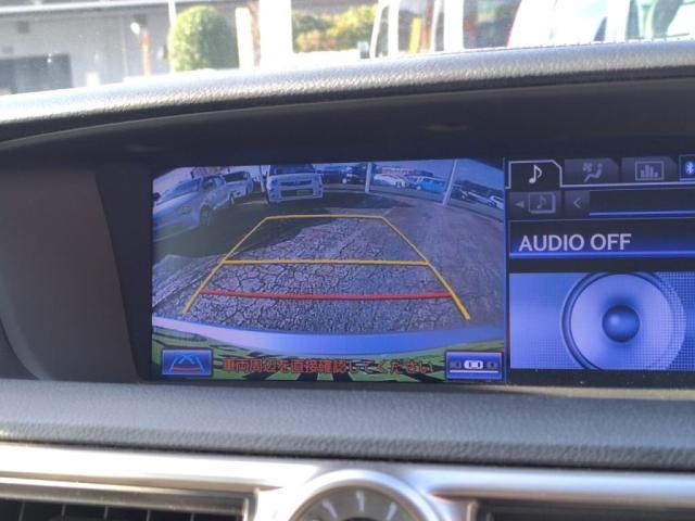 �o�b�N�J�����t���ł��̂ŁA���Ԃ��y�X�ň��S�ł��I