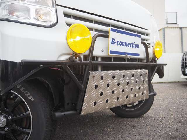 �V���[�g�o���p�[���Ɠ��A�O�����K�[�h��