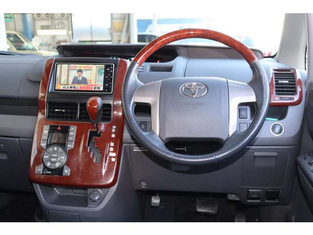 �E�b�h�R���r�n���h��