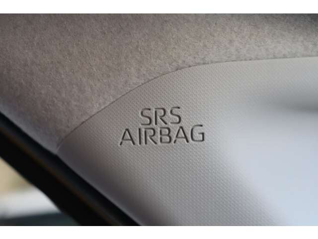 �J�[�e���G�A�o�b�N�i�O�j