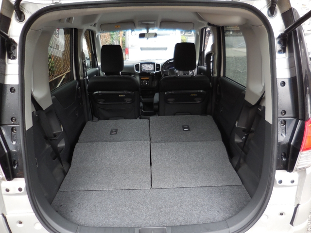 �V�[�g��|���Ƃ���Ȋ����B2��ڂ͍��E�������鎖���o����̂ŁA���������₨�o�����͂������A���d���Ɏg������������������Ⴂ�܂��B