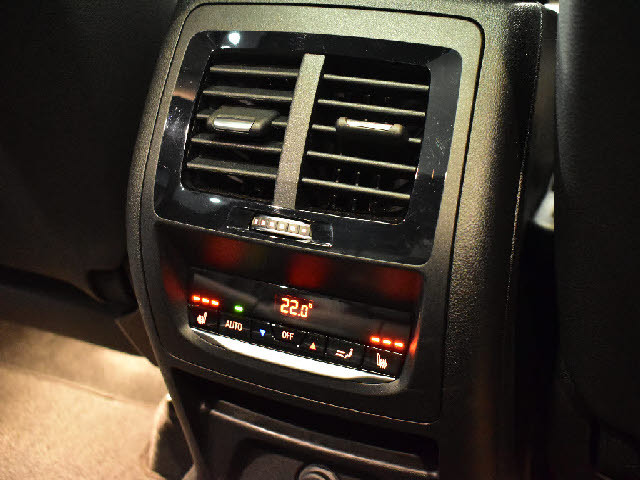 �f�ڈȊO�̉摜�����X�g�o�ɂđ������J���ł��I�����X��������ł����S���čw�����Ă���������悤�ו��܂Ōf�ڂ��Ă���܂��B���X�Ȃ�ł̗͂ǎ��Ȓ��ÎԂ݂̂�̔����Ă���܂��B