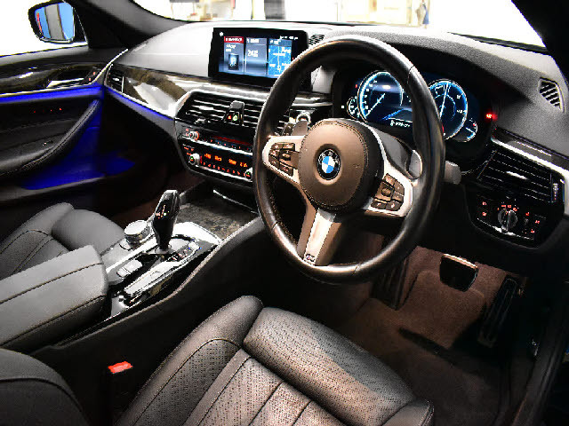 �S�ԓX���ɂēW�����I���z��������Ό��Ԋm�F���\�ł��B���C�y�ɂ��z�����������܂��B���X�^�b�t���ׂ��������������Ē����܂��̂ŗA���Ԃɂ��s����������ł����S�ł��B