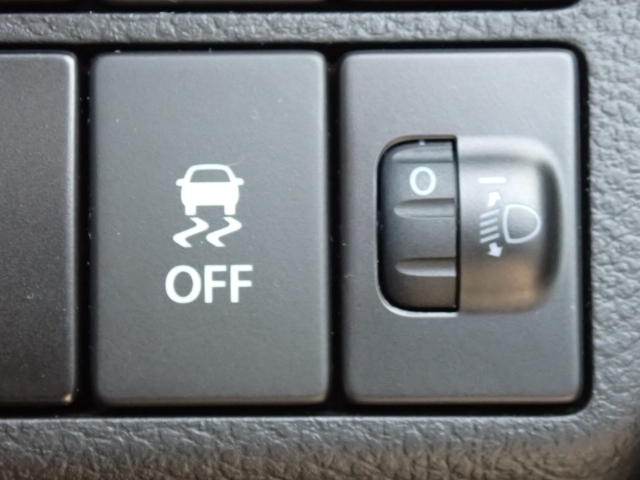 �y������h�~�@�\�z���s���ɕs����ȏ�ԂɂȂ����N���}�𐧌䂵�Ĉ��肳���邽�߂̃V�X�e���ł��B