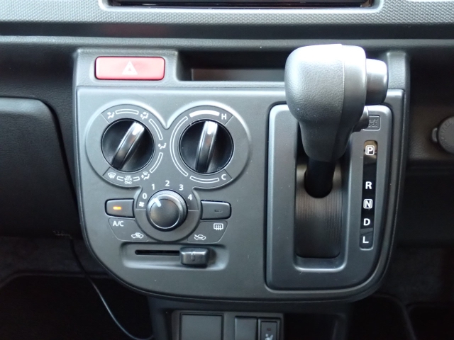 �V�t�g�ƃG�A�R���ł��B�_�C�������̃}�j���A���G�A�R���ɂȂ�܂��B�V���v���Ŏg���₷���I