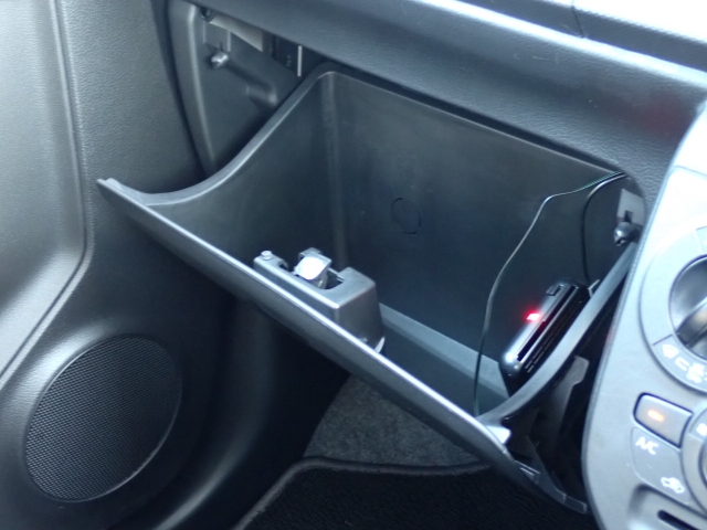 ���[�����Ղ�O���[�u�{�b�N�X�B