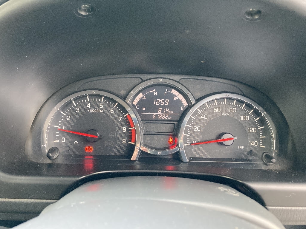 ���ڂ����͓��X�X�^�b�t�܂ł��C�y�ɂ��⍇