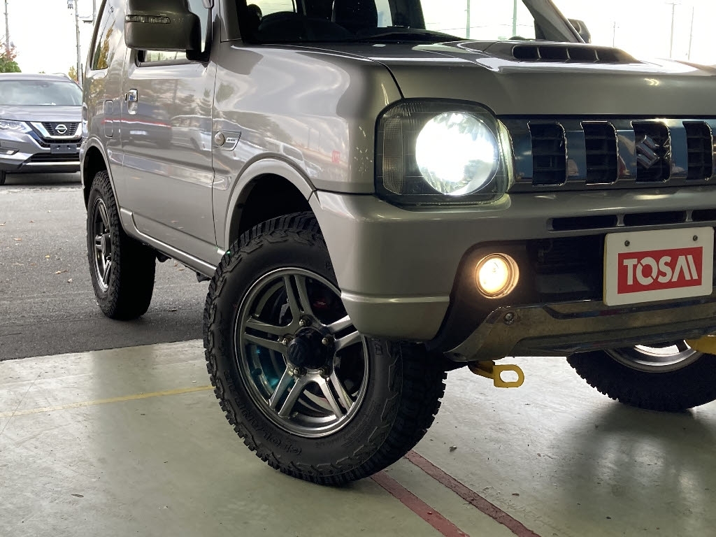 �����S�ɗ��t����ꂽ���ÎԂ�K���ȉ��i��