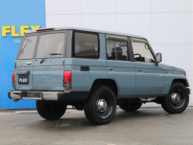 �A�����B���O���[�ɂăI�[���y�C���g�ς݁B