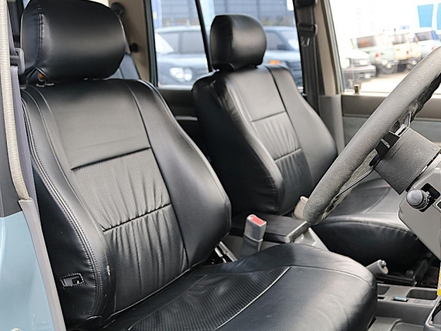 �u���b�N�V�[�g�J�o�[�����ς݁B �������\�ł��B