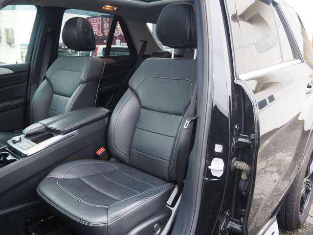 �V�[�g�Ƀ_���[�W��򉻂͏��Ȃ��A�ǍD�ȃR