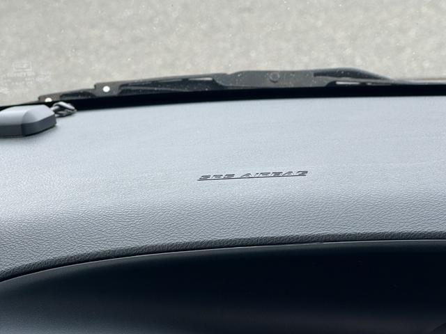 �ԗ��̏ڍׂ��Ԃɕt���܂��Ă̓X�^�b�t�܂ł��C�y�ɂ��₢���킹���������B