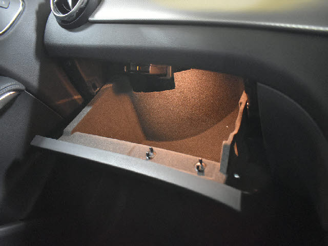 ���X�Ȃ�ł͂̔[�ԑO���������{�I��p�e�X�^�[�������I���o��ɂ��܂��Ă͂��C�y�ɂ��⍇���������B�[�Ԍ�̎Ԍ��E�_���E���E�h���X�A�b�v�Ȃǂ����Ђ��q�l���ʉ��i�ɂĂ��ē������Ē����܂��B������Ԋ����I